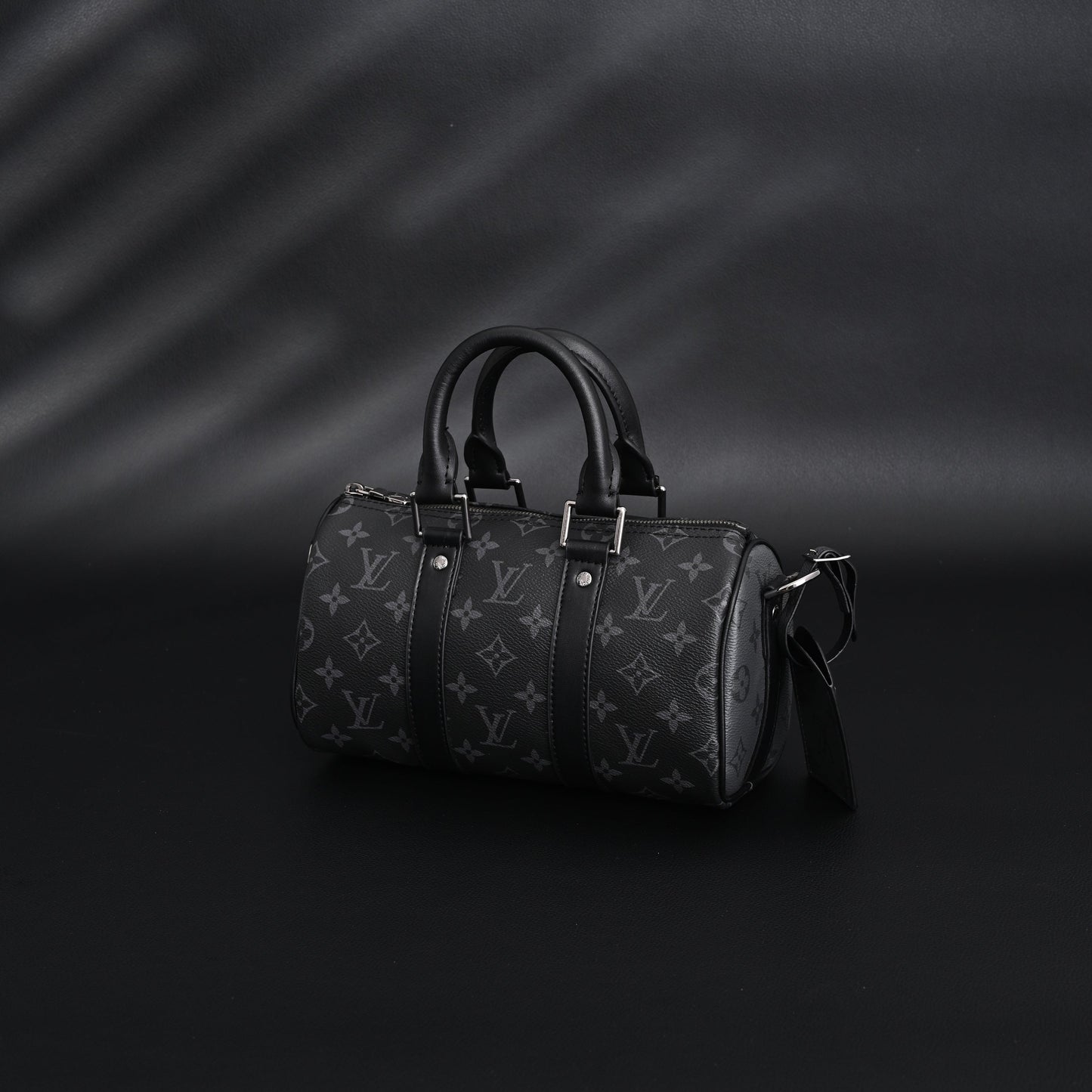Louis Vuitton Keepall Bandoulière 50 – Monogram Eclipse Canvas